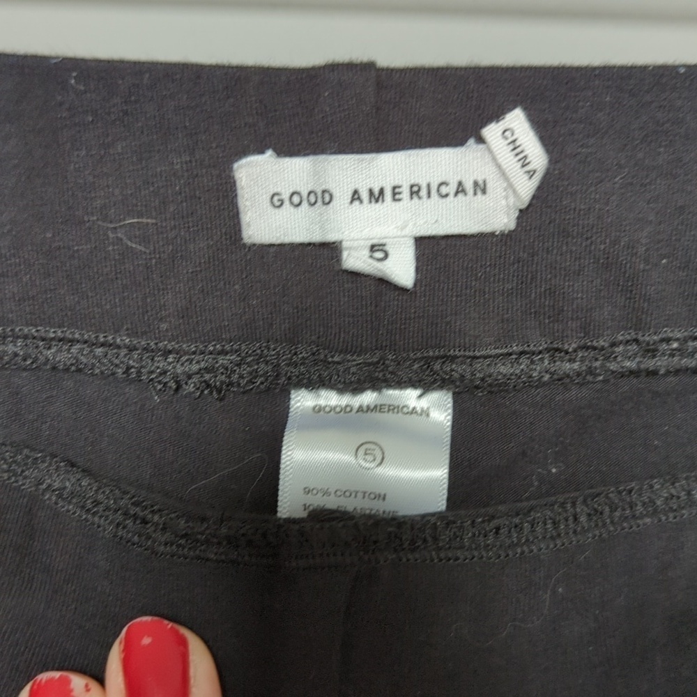Women's Good American Leggings. Black leggings. Size 5 2XL - Picture 4 of 6